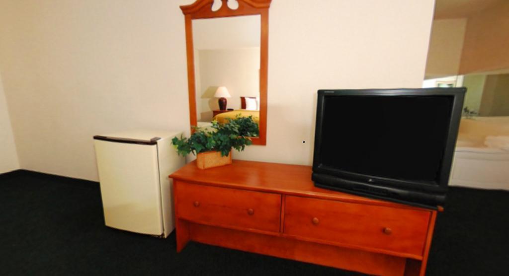 Quality Inn & Suites Chesterfield Village Springfield Zewnętrze zdjęcie