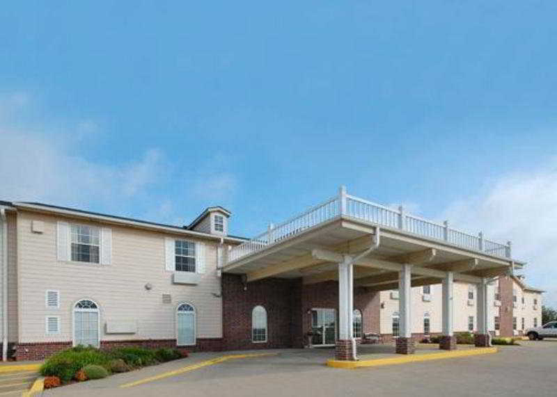 Quality Inn & Suites Chesterfield Village Springfield Zewnętrze zdjęcie